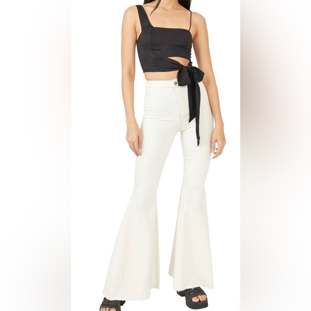 - Free people we the free float on flare jeans